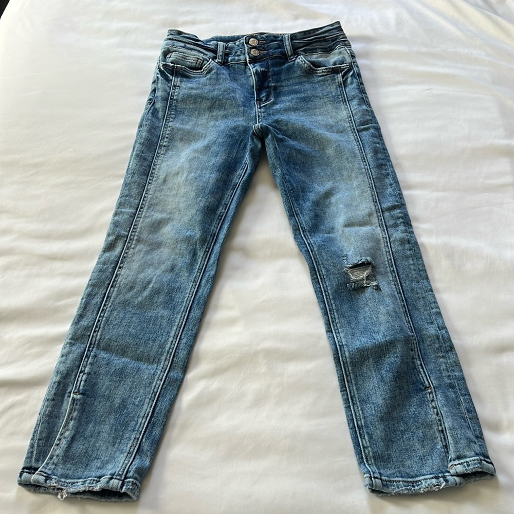 Vervet Distressed Straight Leg Jeans